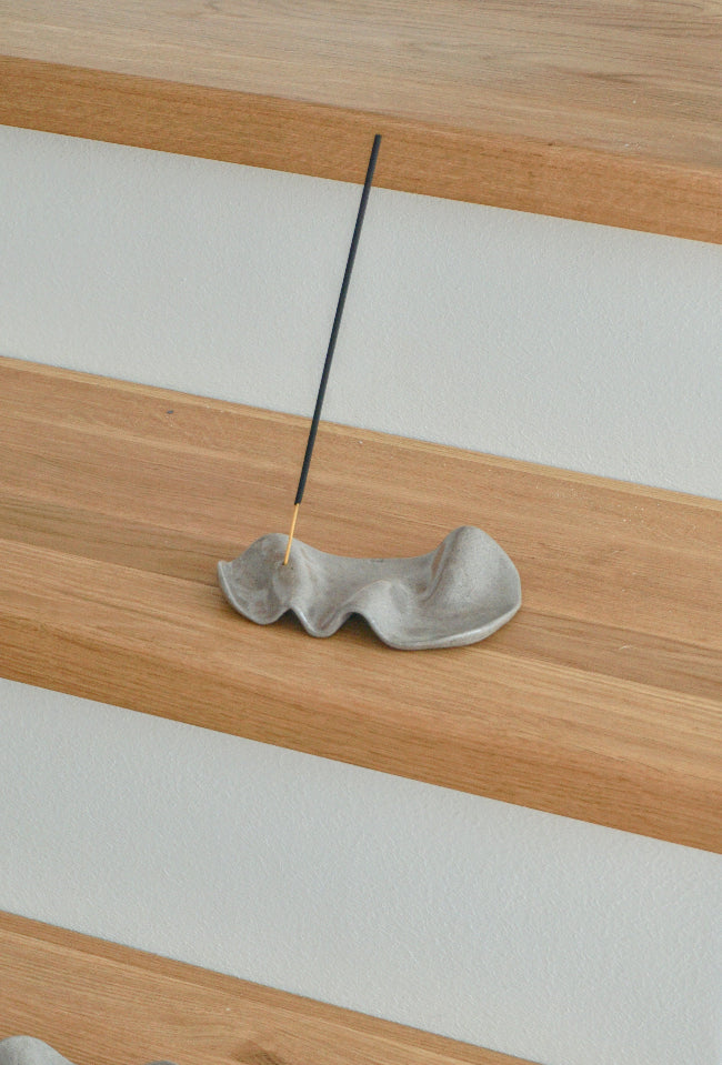 STONE pilka smilkalinė