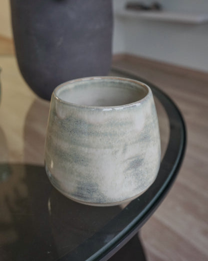 MOSS puodelis su pirštų įspaudimais