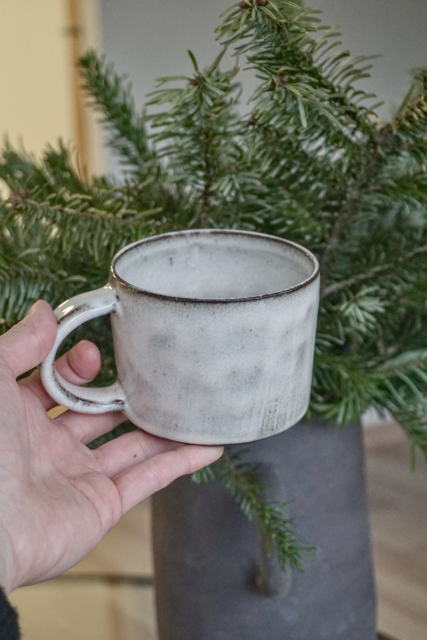 EMBER puodelis su ąsele 320ml