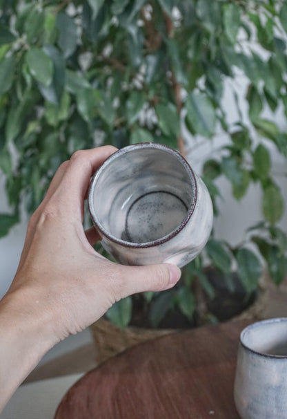 EMBER puodelis su įspaudais pirštams 260ml