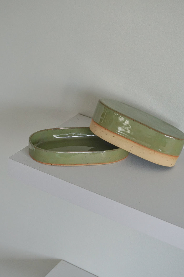 lipdyta molio sviestine