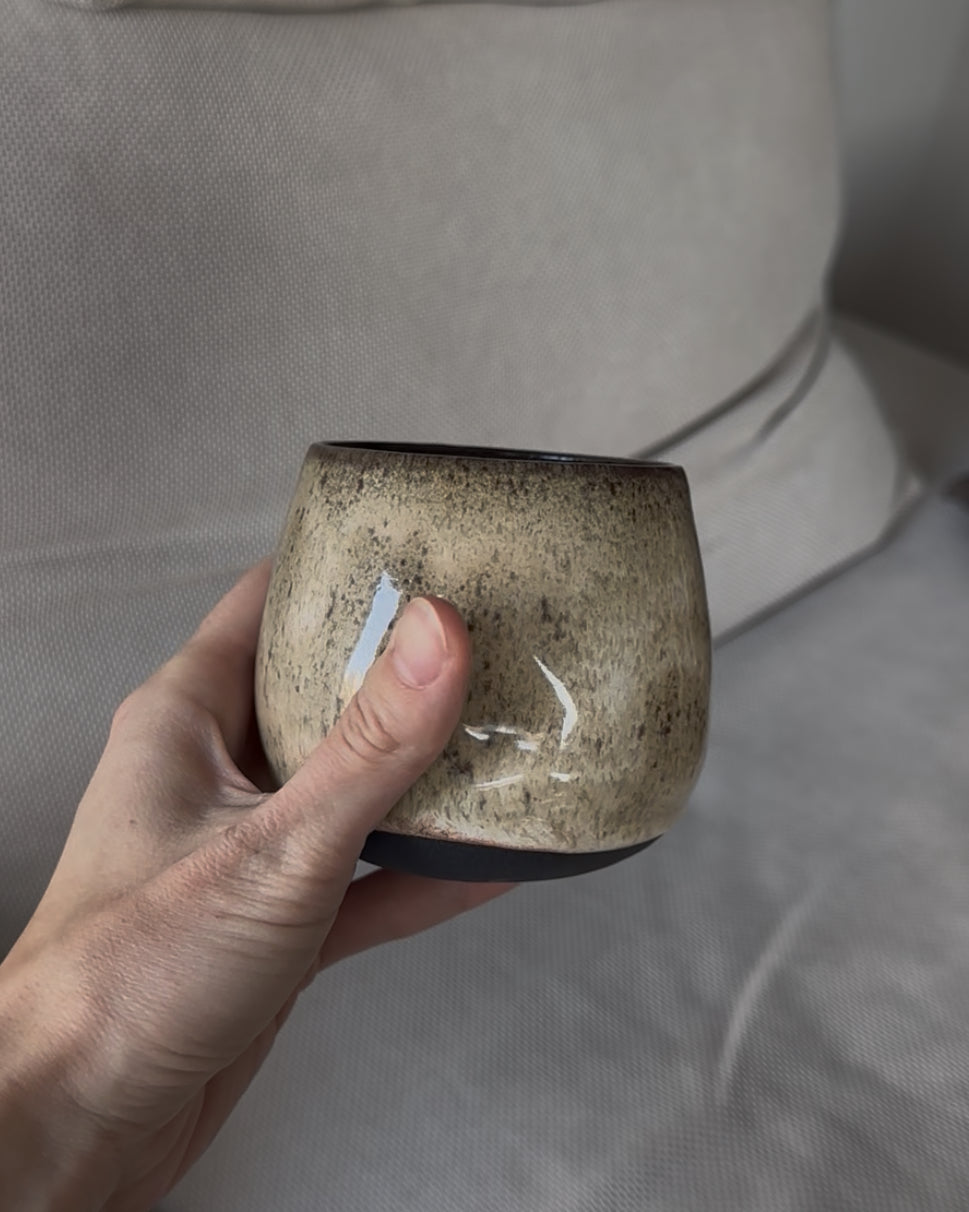 EMBER puodelis be ąselės 280ml