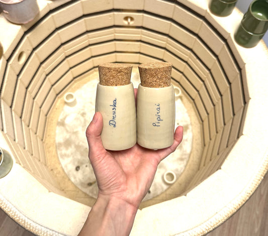 Prieskonių indeliai su kamščiu 2vnt