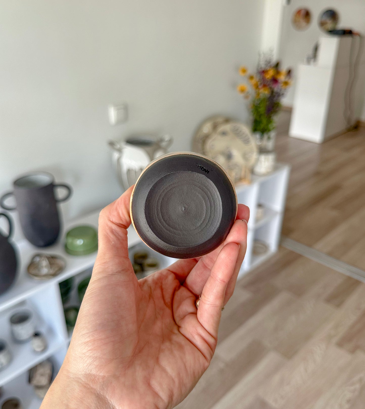 AMBER espresso puodelis su įspaudais pirštams 120ml