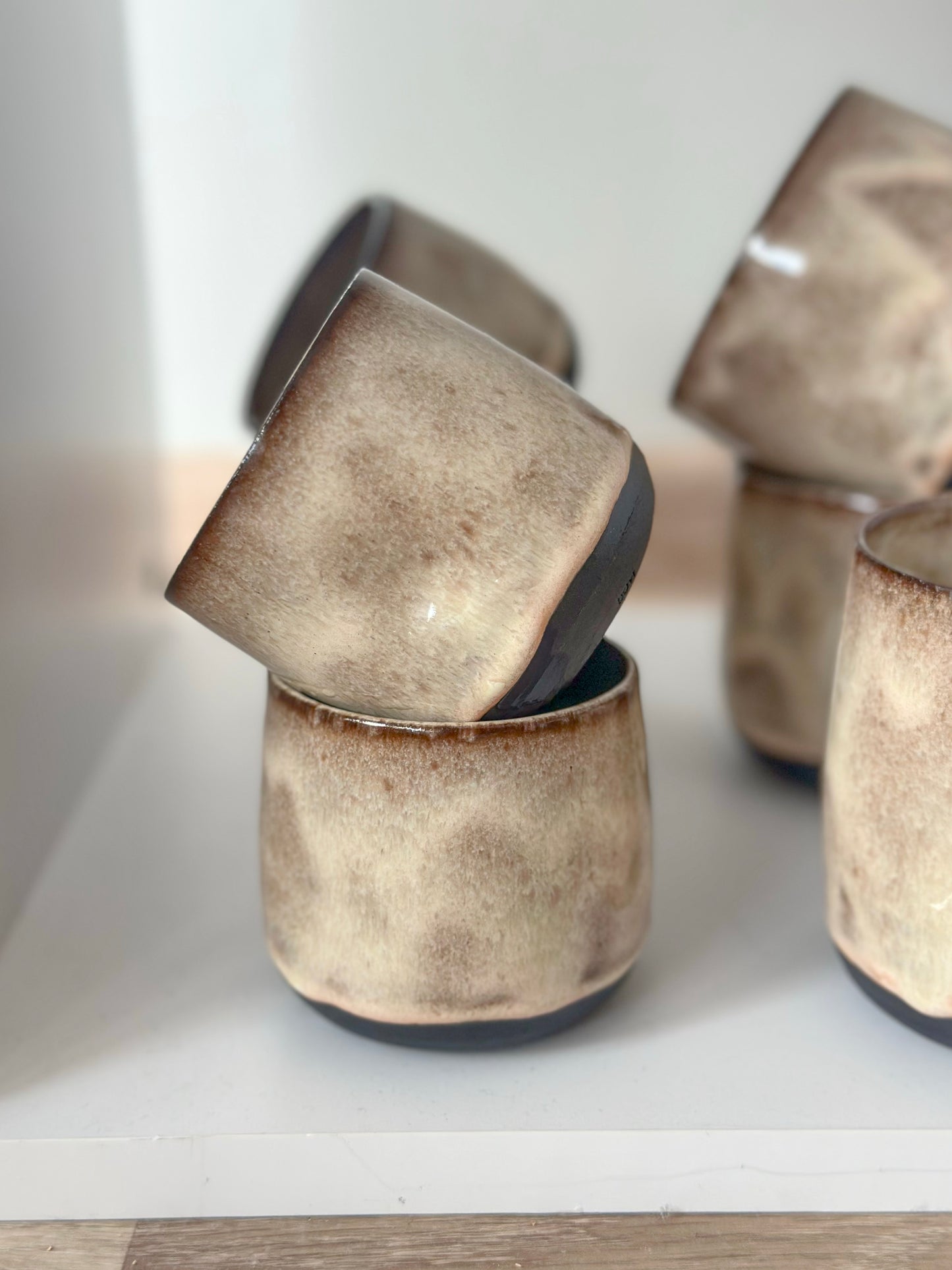 AMBER puodelis su įspaudais pirštams 170ml