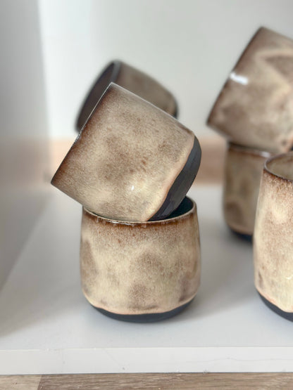 AMBER puodelis su įspaudais pirštams 170ml